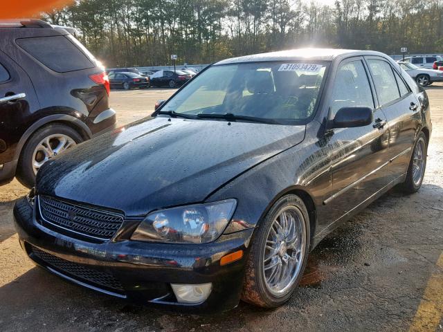 JTHBD192520059229 - 2002 LEXUS IS 300 BLACK photo 2