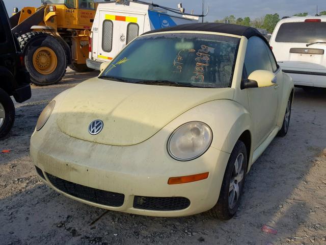 3VWRF31Y46M330951 - 2006 VOLKSWAGEN NEW BEETLE ყვითელი ფოტო 2