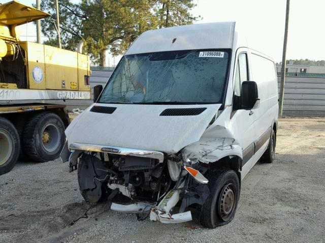 WDYPE7CC3B5541424 - 2011 FREIGHTLINER SPRINTER 2 WHITE photo 2