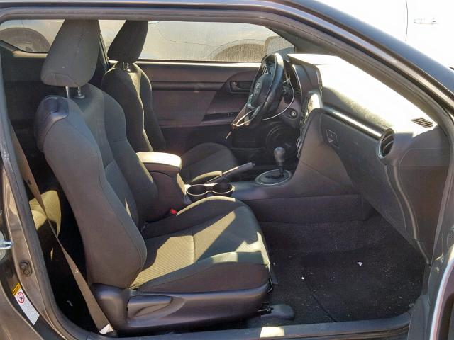 JTKJF5C76C3044623 - 2012 TOYOTA SCION TC ნაცრისფერი ფოტო 5