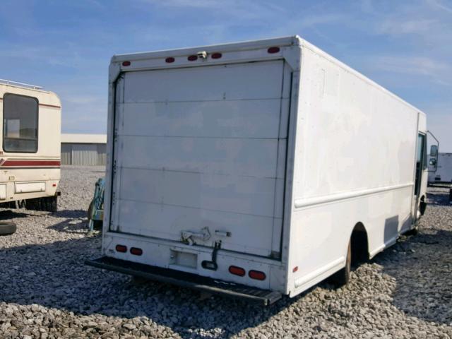 4UZAAPDU98CAC4695 - 2008 FREIGHTLINER CHASSIS M WHITE photo 4