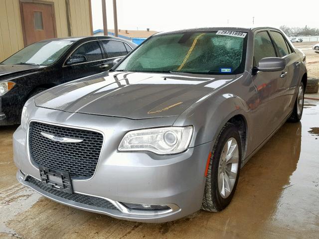 2C3CCAAG6GH220243 - 2016 CHRYSLER 300 LIMITE SILVER photo 2