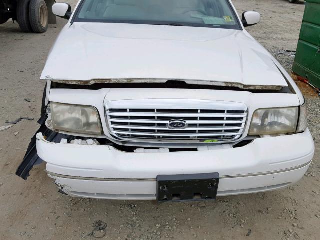 2FAFP74W7WX179683 - 1998 FORD CROWN VICT WHITE photo 7