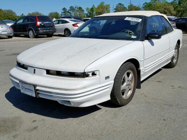 1G3WT32X3SD315769 - 1995 OLDSMOBILE CUTLASS SU WHITE photo 2