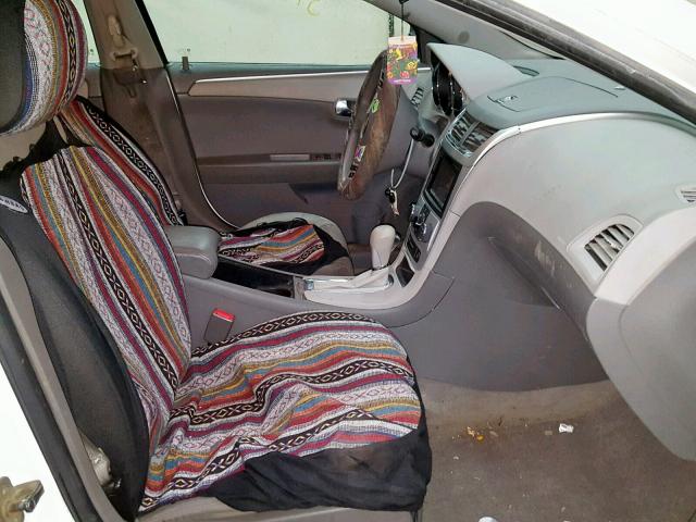 1G1ZB5E05CF189147 - 2012 CHEVROLET MALIBU LS WHITE photo 5