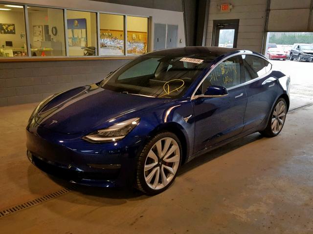 5YJ3E1EB8JF106262 - 2018 TESLA MODEL 3 BLUE photo 2