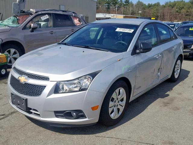 1G1PA5SGXD7148407 - 2013 CHEVROLET CRUZE LS SILVER photo 2