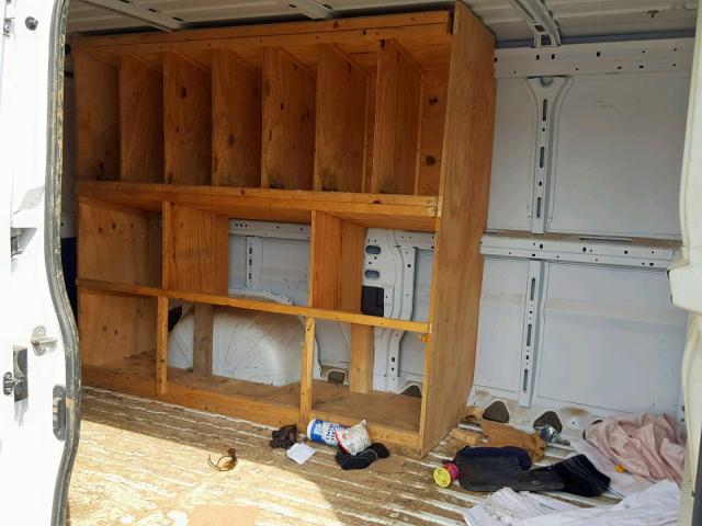 3C6TRVAG9HE542719 - 2017 RAM PROMASTER WHITE photo 6