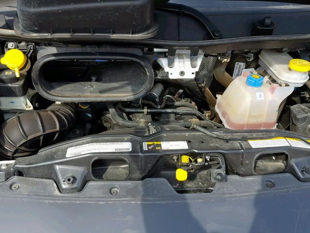 3C6TRVAG9HE542719 - 2017 RAM PROMASTER WHITE photo 7