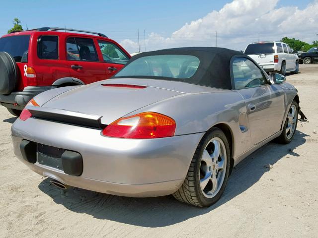 WP0CA29871U622944 - 2001 PORSCHE BOXSTER GRAY photo 4