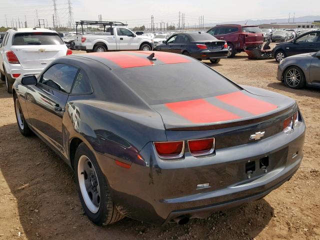 2G1FE1E32D9127714 - 2013 CHEVROLET CAMARO LS GRAY photo 3