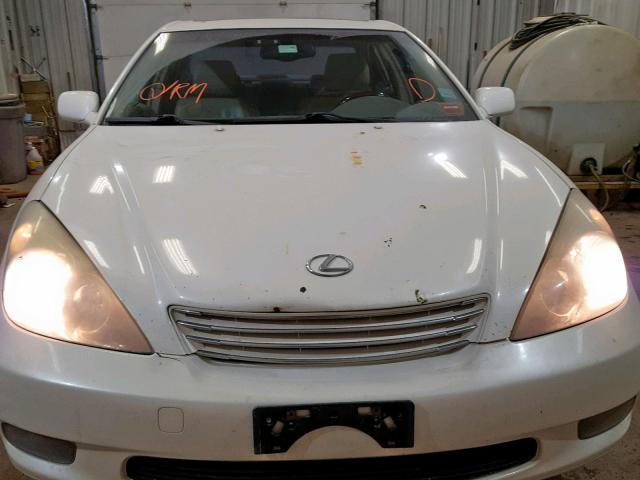 JTHBF30G035041689 - 2003 LEXUS ES 300 WHITE photo 9