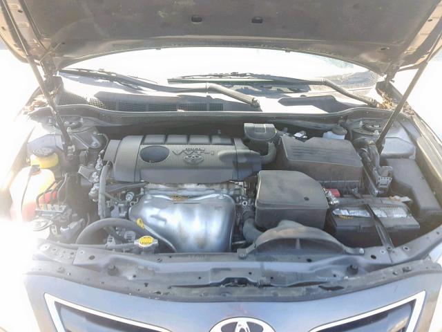 4T4BF3EK5BR101566 - 2011 TOYOTA CAMRY BASE GRAY photo 7