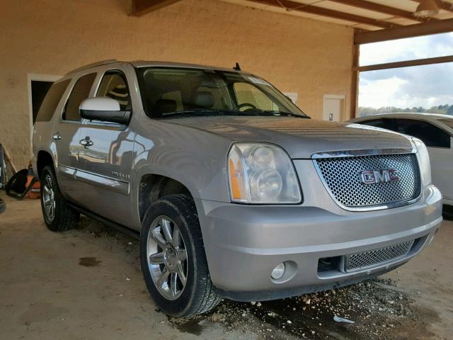 1GKFK63817J323605 - 2007 GMC YUKON DENA SILVER photo 1