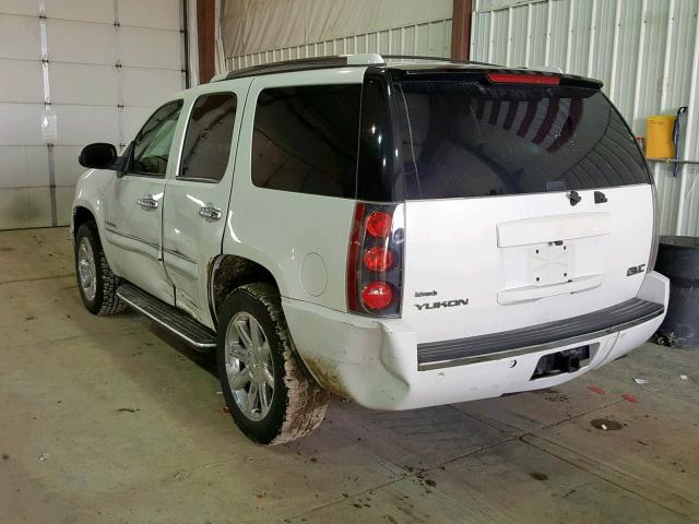 1GKFK63867J158490 - 2007 GMC YUKON DENA WHITE photo 3