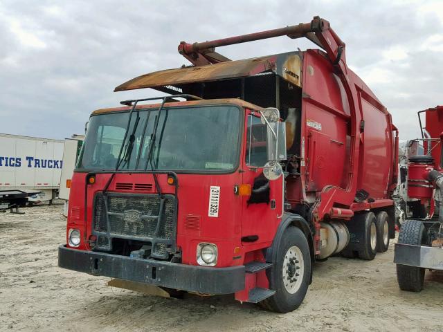 5VCACL8F5CH214318 - 2012 AUTOCAR LLC XPEDITOR RED photo 2