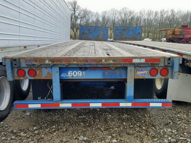 1UYFS2452VA293442 - 1997 UTILITY TRAILER BLUE photo 5