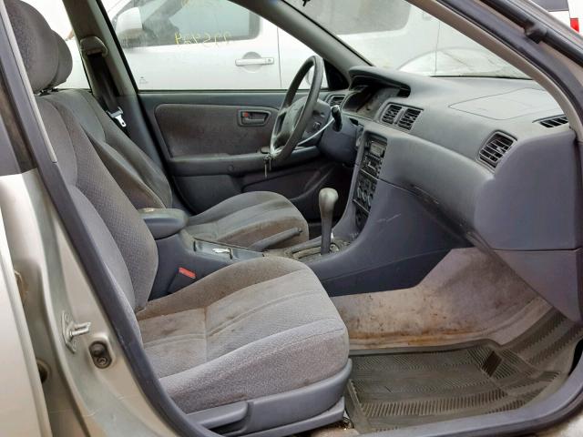 JT2BF22KXY0286722 - 2000 TOYOTA CAMRY CE SILVER photo 5