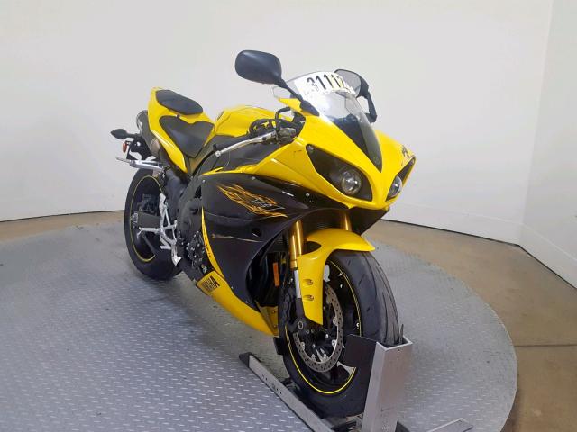 JYARN23E09A001180 - 2009 YAMAHA YZFR1 YELLOW photo 2