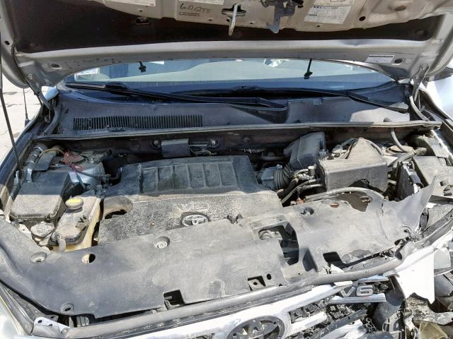 JTMBK31V676022980 - 2007 TOYOTA RAV4 LIMIT SILVER photo 7