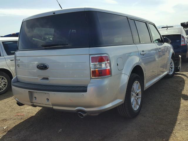 2FMGK5B81DBD27547 - 2013 FORD FLEX SE SILVER photo 4