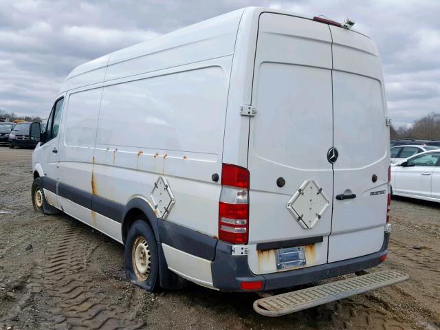 WD3PE8CB6C5686901 - 2012 MERCEDES-BENZ SPRINTER 2 WHITE photo 3