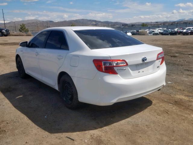 4T1BD1FK7CU056649 - 2012 TOYOTA CAMRY HYBR WHITE photo 3