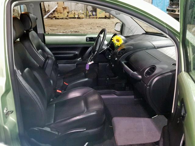 3VWPW31CX8M513754 - 2008 VOLKSWAGEN NEW BEETLE Grün Foto 5