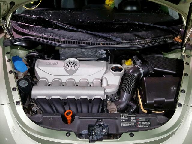 3VWPW31CX8M513754 - 2008 VOLKSWAGEN NEW BEETLE Grün Foto 7