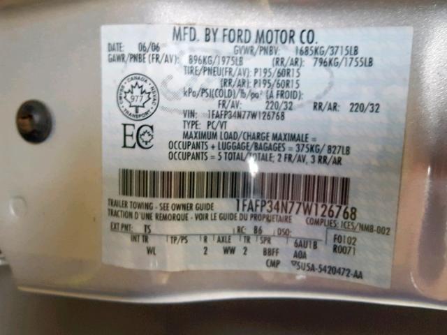 1FAFP34N77W126768 - 2007 FORD FOCUS ZX4 SILVER photo 10