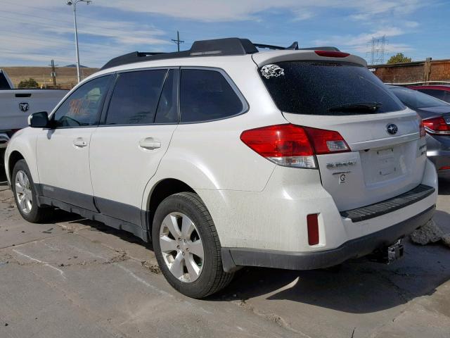 4S4BREHC1B2317248 - 2011 SUBARU OUTBACK 3. WHITE photo 3