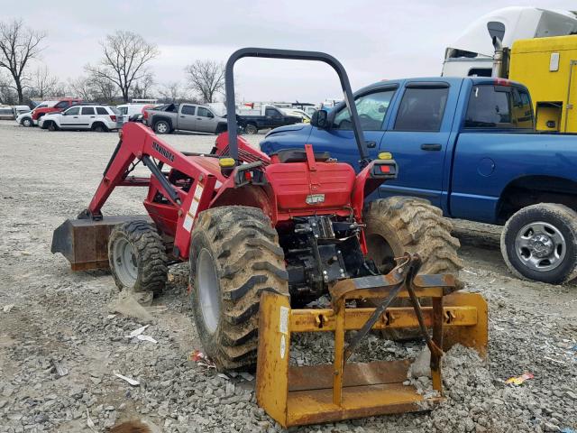 28G080741590 - 2007 MAHINDRA AND MAHINDRA TRACTOR RED photo 3