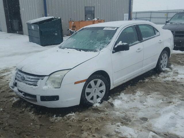 3FAFP06Z46R206531 - 2006 FORD FUSION S WHITE photo 2