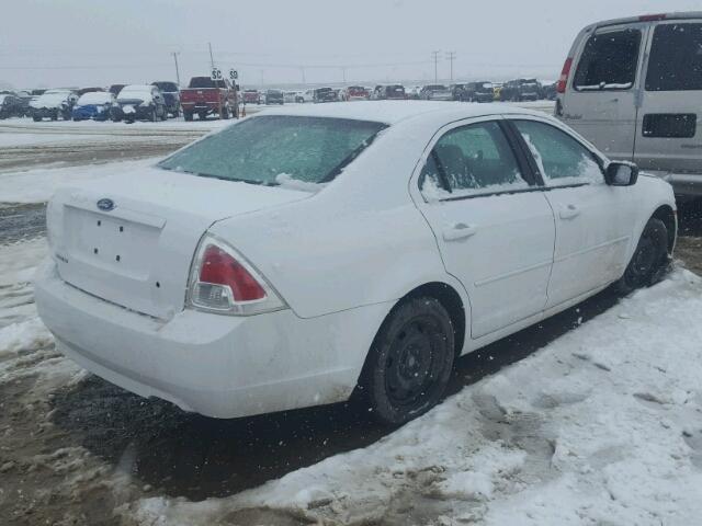 3FAFP06Z46R206531 - 2006 FORD FUSION S WHITE photo 4