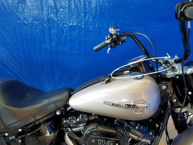 1HD1YBK1XJC068173 - 2018 HARLEY-DAVIDSON FLHCS HERI GRAY photo 5