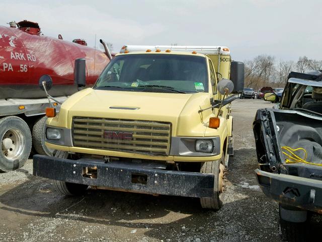 1GDJ5C1G17F900170 - 2007 GMC C5500 C5C0 YELLOW photo 2