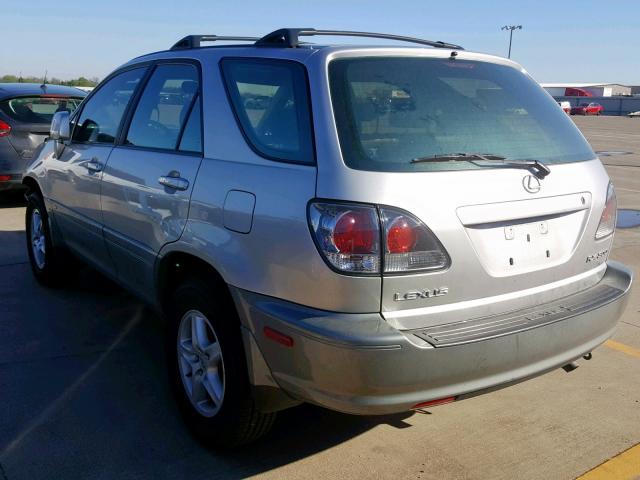 JTJGF10UX20147674 - 2002 LEXUS RX 300 SILVER photo 3