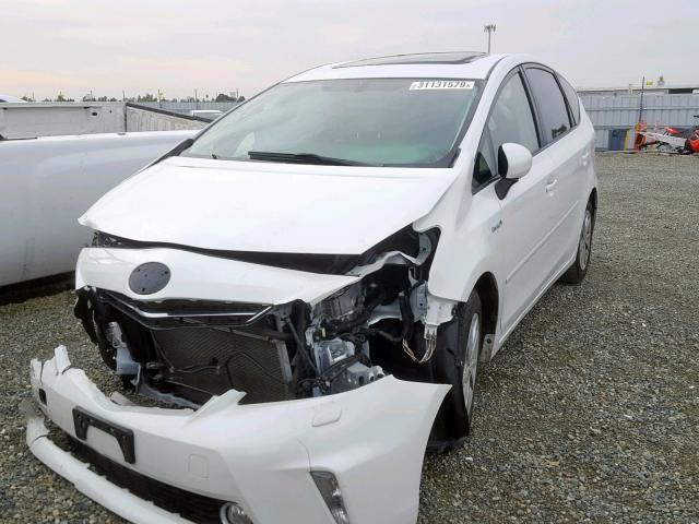 JTDZN3EU9D3255563 - 2013 TOYOTA PRIUS V WHITE photo 2