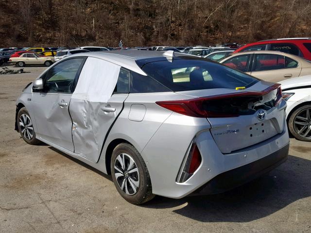 JTDKARFP7J3080654 - 2018 TOYOTA PRIUS PRIM 银色 照片 3