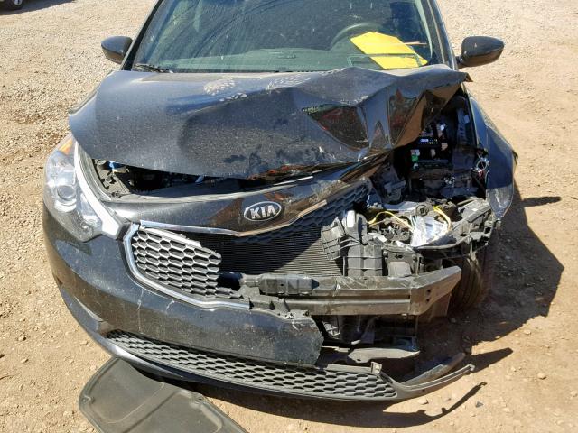 KNAFK4A63G5538541 - 2016 KIA FORTE LX BLACK photo 9