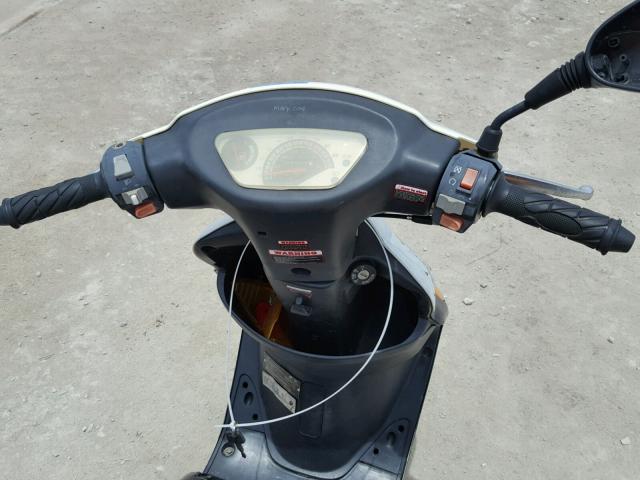 L2BB9NCA9GBA16063 - 2017 OTHER MOPED TWO TONE photo 5