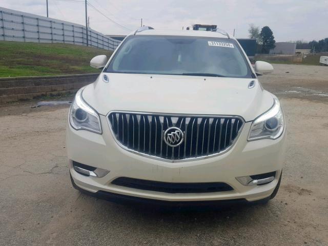 5GAKRBKD2FJ121885 - 2015 BUICK ENCLAVE CREAM photo 9