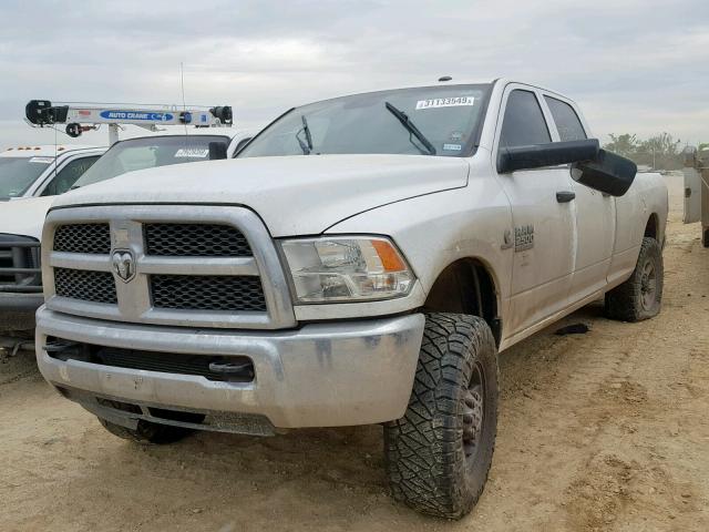 3C6UR5HL9DG599377 - 2013 RAM 2500 ST WHITE photo 2