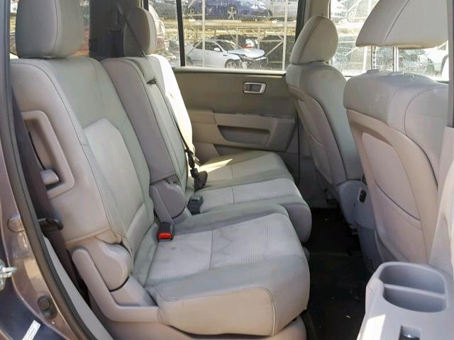 5FNYF3H24EB003484 - 2014 HONDA PILOT LX GRAY photo 6