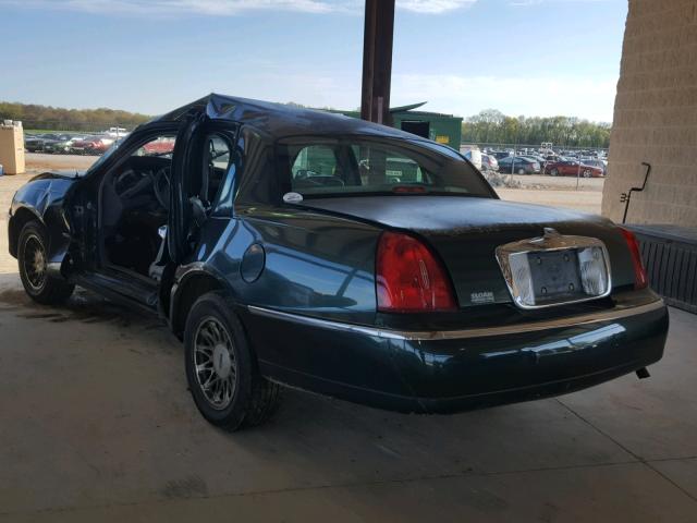 1LNFM82W7WY723137 - 1998 LINCOLN TOWN CAR S GREEN photo 3