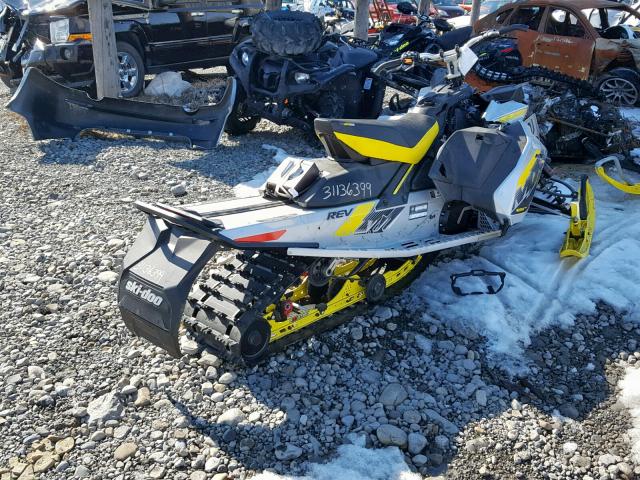 2BPSMXJCXJV000004 - 2018 SKI DOO XRS BOMBAR BLACK photo 4