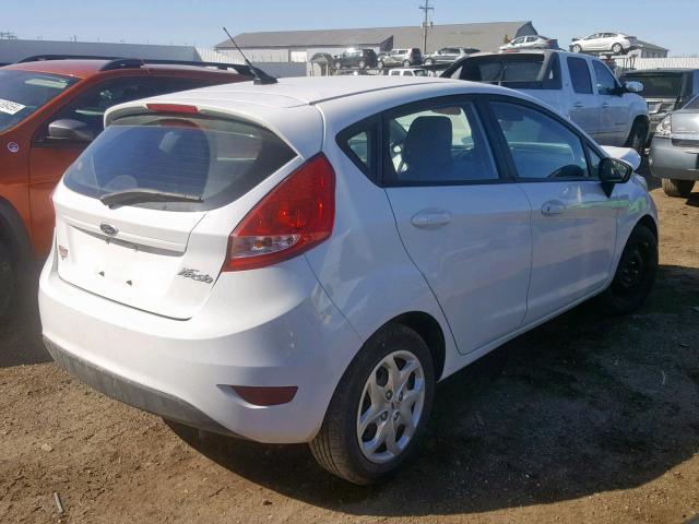 3FADP4TJ5DM201278 - 2013 FORD FIESTA S WHITE photo 4