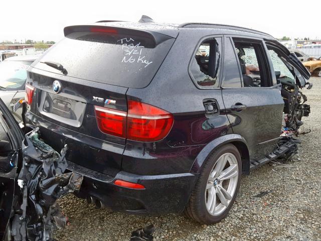 5YMGY0C50BLK27132 - 2011 BMW X5 M BLUE photo 4