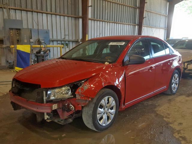 1G1PA5SH2F7201404 - 2015 CHEVROLET CRUZE LS RED photo 2