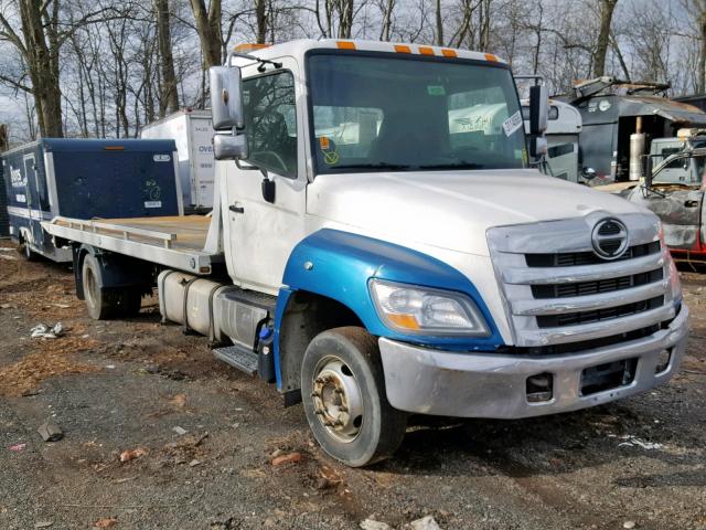 5PVNE8JV8B4S52025 - 2011 HINO 258/268 WHITE photo 1